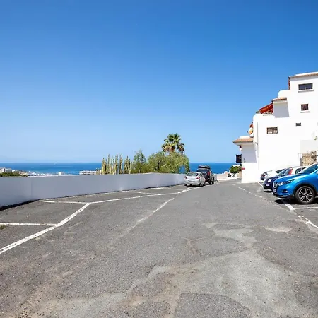 Ocean And Siam Park View Апартаменты