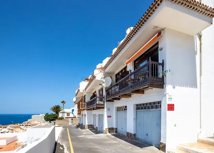 Ocean And Siam Park View 아파트